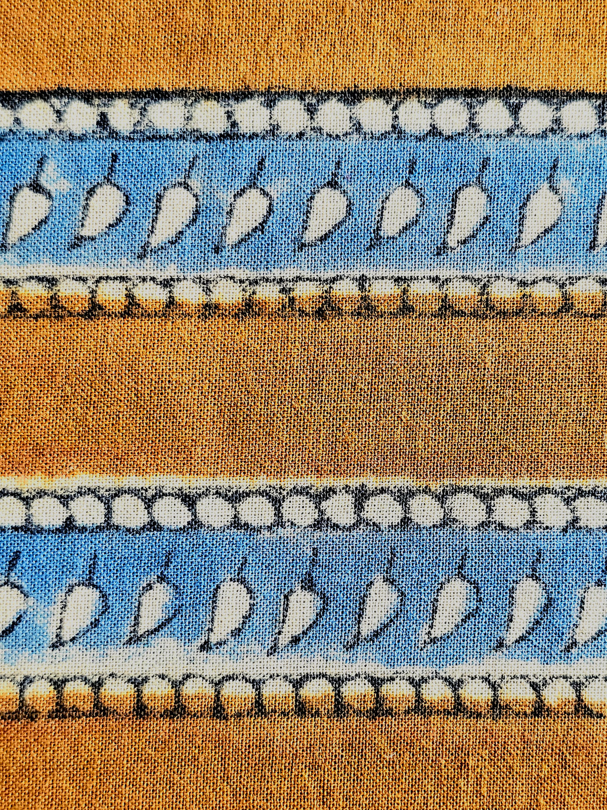 Image of Namaste fabric bronze ligne bleue