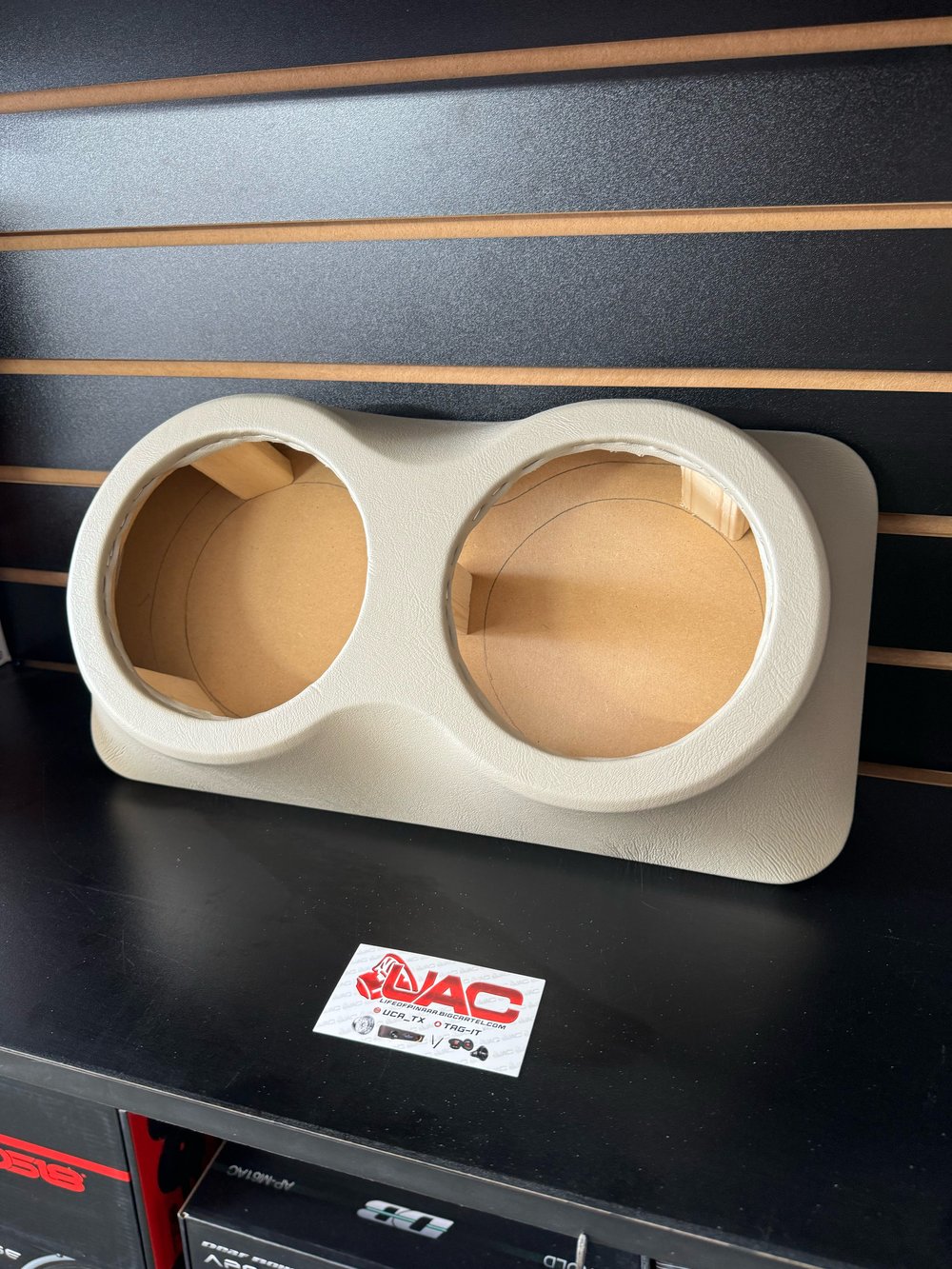 Universal speaker pod 2 6.5”