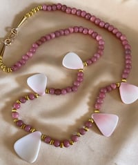 Image 3 of Pink Conch & Criw Beads Necklace