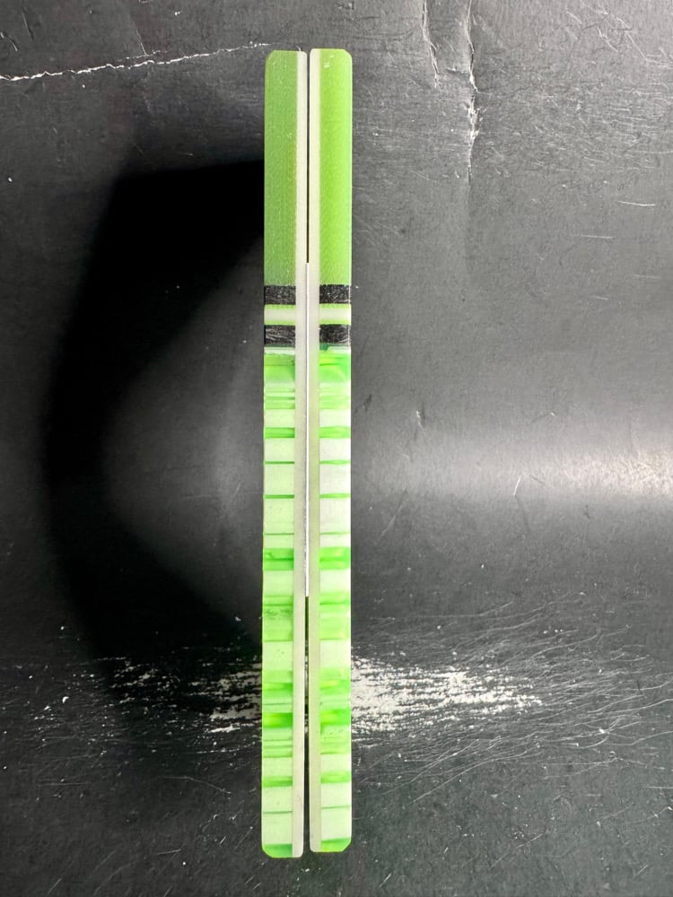 Image of Margarita G10 & @Kaoticartworks 3-D Resin GLOW Segmented Knife Scales