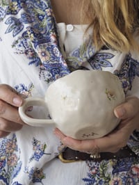 Image 3 of Wobbly Mug 03