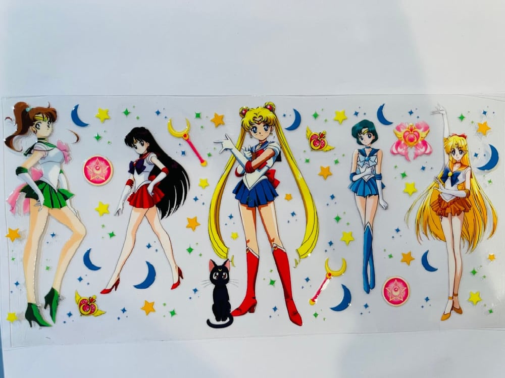 Image of Sailor Moon w/ friends