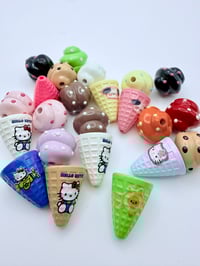 Image 1 of HK Ice Cream Beads x 6