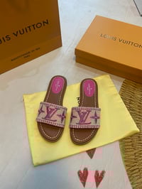 Image 3 of lv 