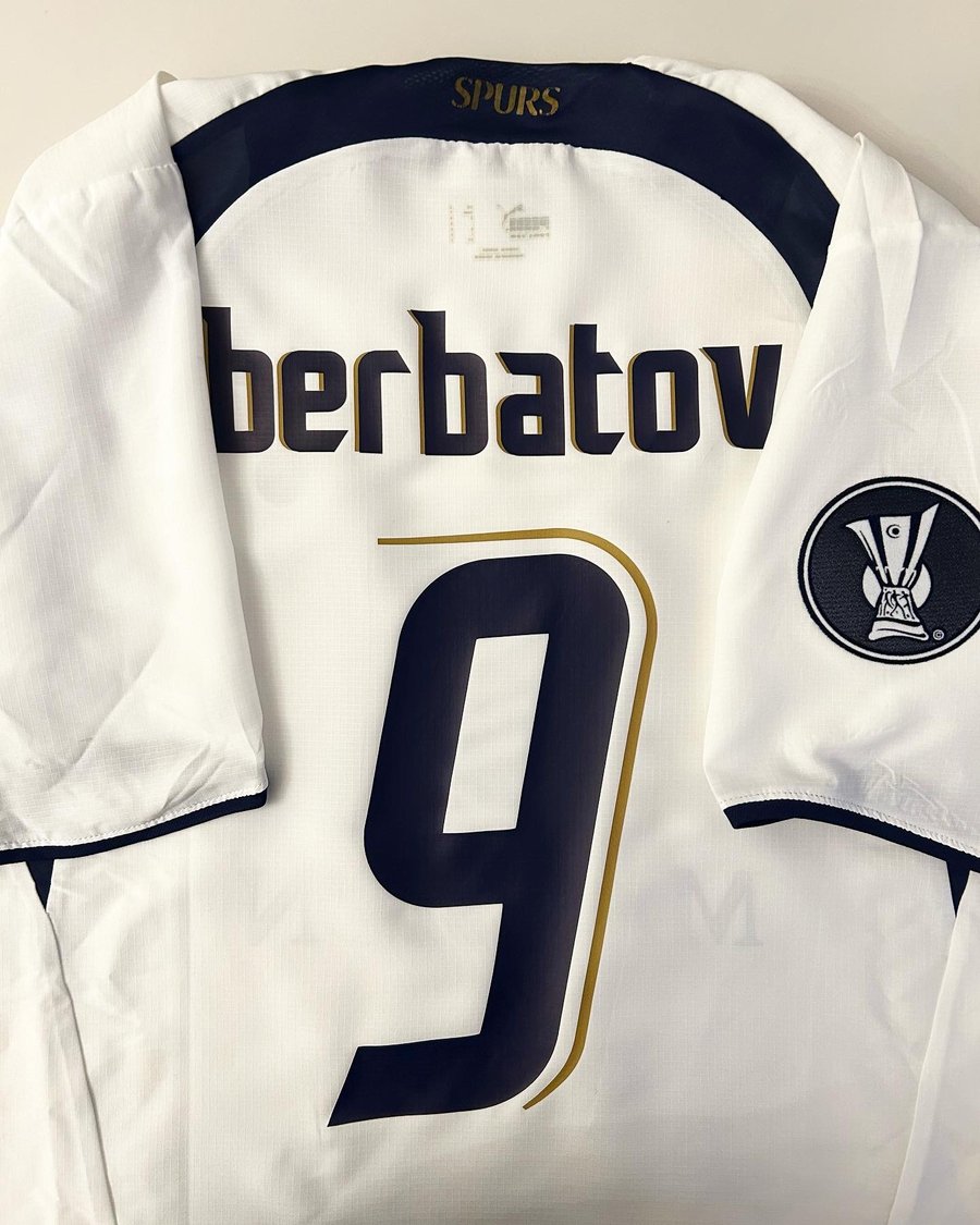 Image of Tottenham Hotspur “BERBATOV 9” 2006/07 Home Cup Shirt + UEL patch (S)