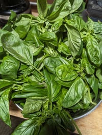 Image 2 of Freeze Dried Garlic Basil Salt