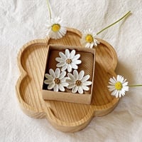 Image 2 of MARGUERITE