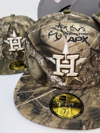Image 3 of New Era 59Fifty Astros Real Tree APX