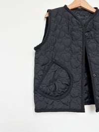 Image 4 of Gilet sans manches LOVE ENFANT