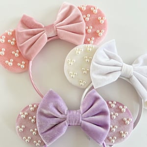 Image of Velvet and Pearl Mouse Ears