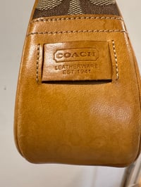 Image 5 of Vintage Coach Hampton Signature Clip Hobo Shoulder Bag