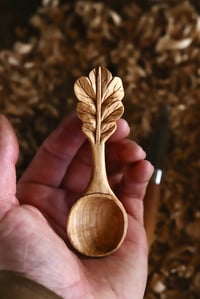 Image 5 of ~ Oak Leaf Handle Scoop 