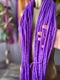 Image 2 of Yarn no.70