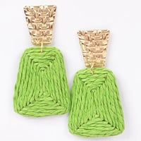 Image 1 of Staw Chic