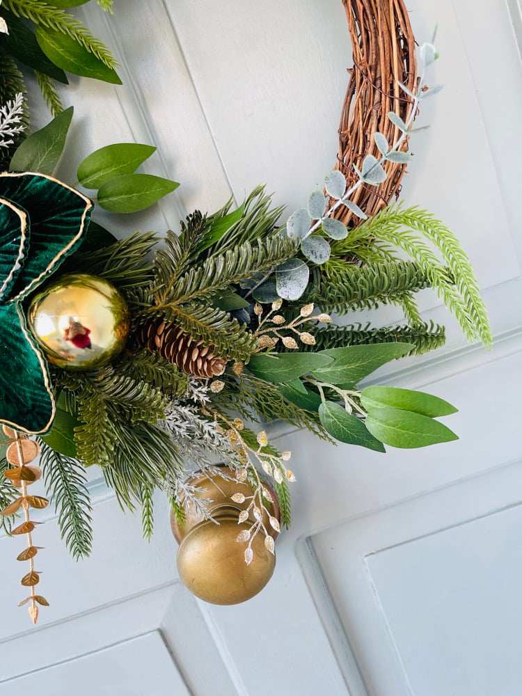 Image of 35cm Green Poinsettia 