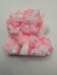 Image 1 of Pony shape 
