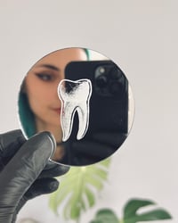 tooth - Bone Collection - 7,5 round mirror