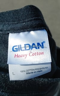 Image 3 of Vtg 2000s The Texas Chainsaw Massacre GildanT-Shirt Size (L)