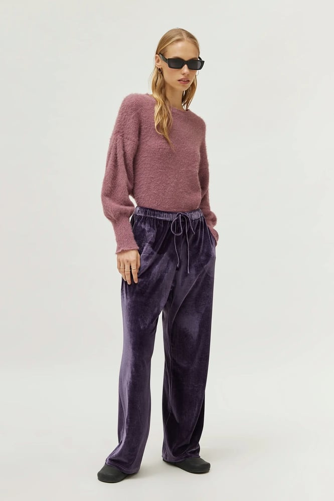 Image of PANTALÓN TERCIOPELO MORADO