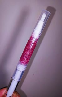 Image 3 of Twist pens 