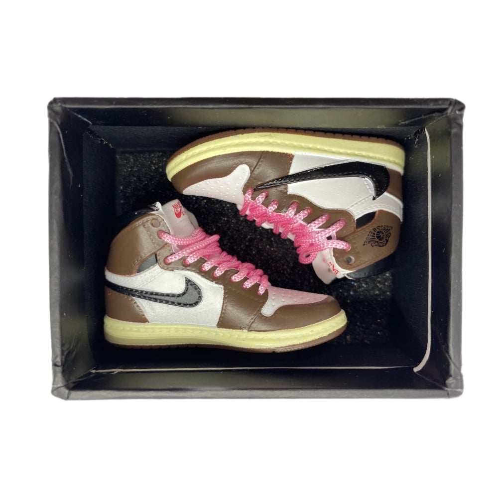 LC BOARDS Finger Shoes Travis Scott Jordan's Brown