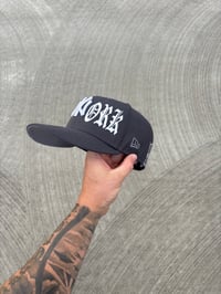 Image 2 of  STONE GREY NEW YORK YANKEES CUSTOM FITTED CAP