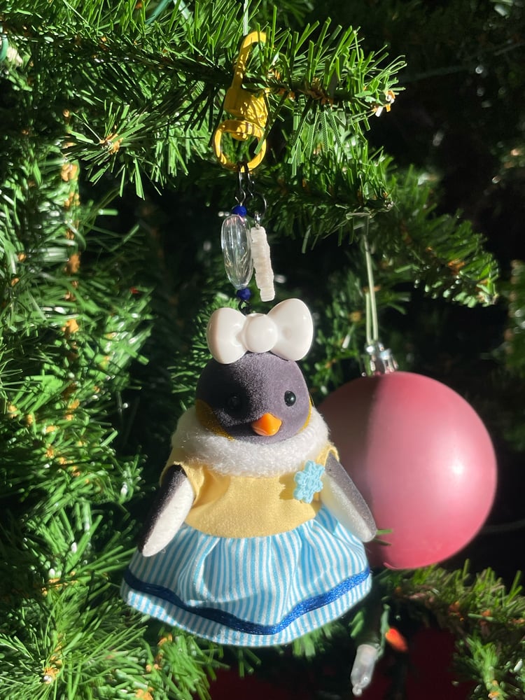 Image of Sapphire Calico Penguin Keychain