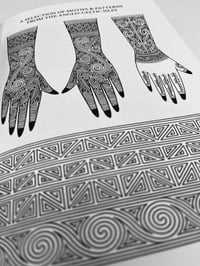 Image 4 of Patterns & Motifs From The Anglo Celtic Isles by Treubhan