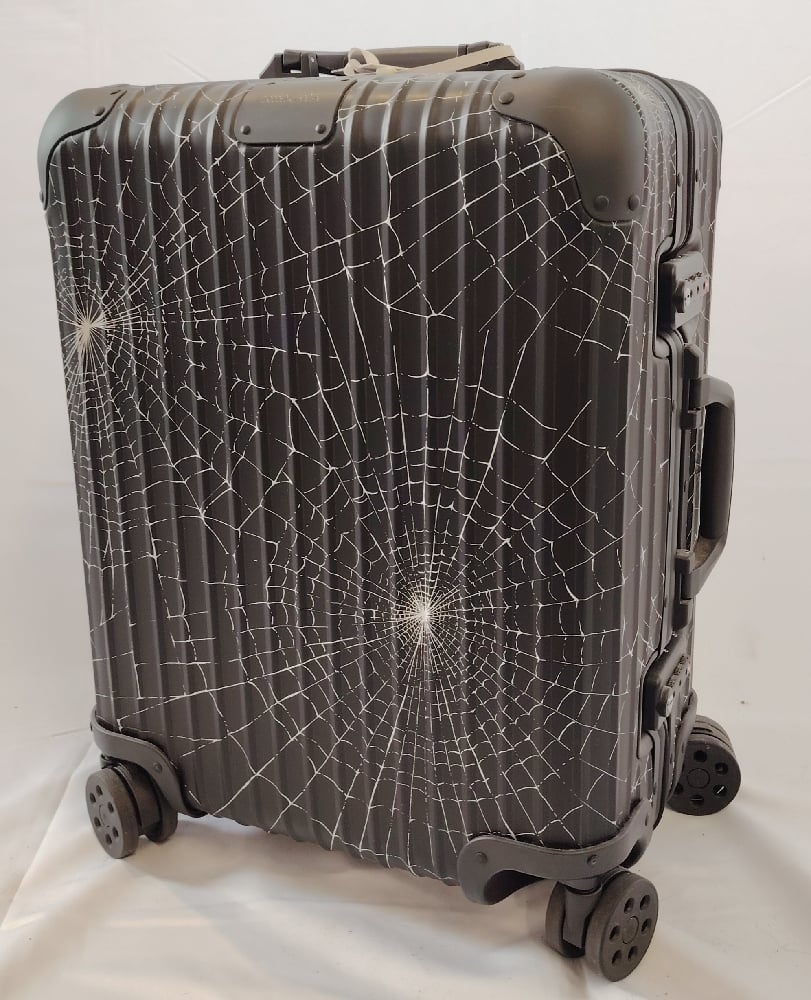 Rimowa X Supreme | Galerie Parisot