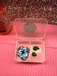 Image 4 of SPARKLE BLUE FLOWER