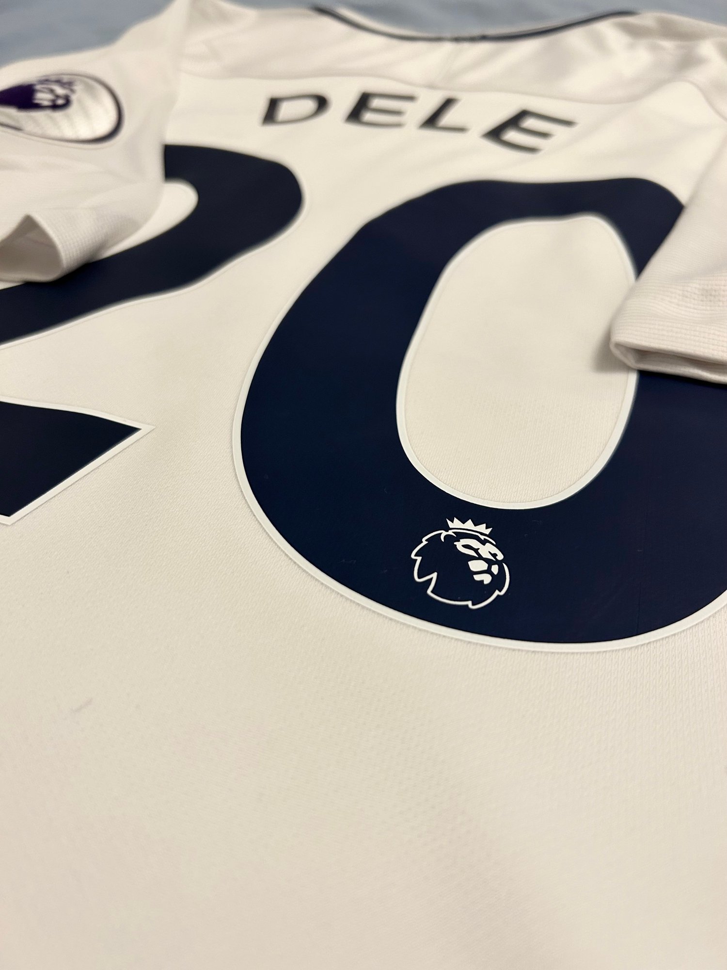 Image of Tottenham Hotspur “DELE 20” 2017/18 Home Shirt + PL patches (S)