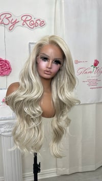 Image 9 of Creamy blonde free part luxury (ready to ship)