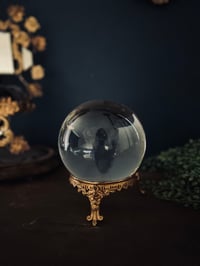 Image 3 of Magnifique boule de cristal de 15cm de diamètre, et son support en régule doré, XIXème siècle