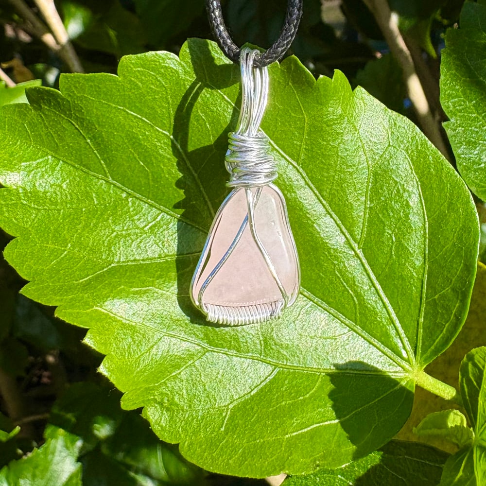 Image of rose quartz pendant a