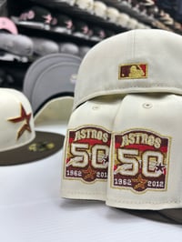 Image 2 of New Era 59Fifty Chrome Walnut Gradient 50yrs