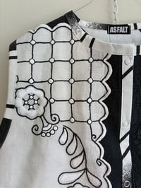 Image 5 of Kakadu vest  (xs/s)