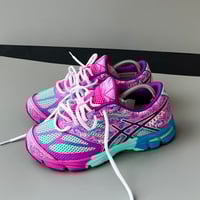 Image 1 of size: us6y uk5 eu39 cm24.5