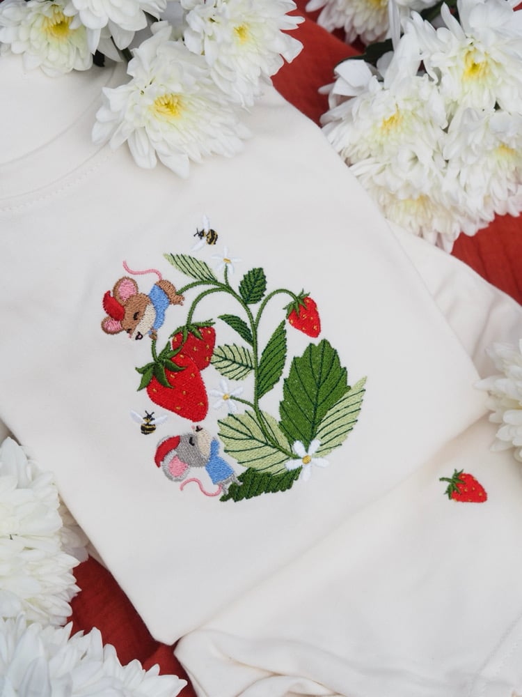 Image of The Strawberry Patch Gnomes - Tee & Short Set Oat