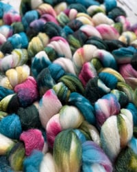 Image 3 of Bouquet, on: Shaniko Shine: 80% Shaniko, 20% Mulberry Silk