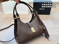 Image 14 of Prad bags album 1  (click to browse )