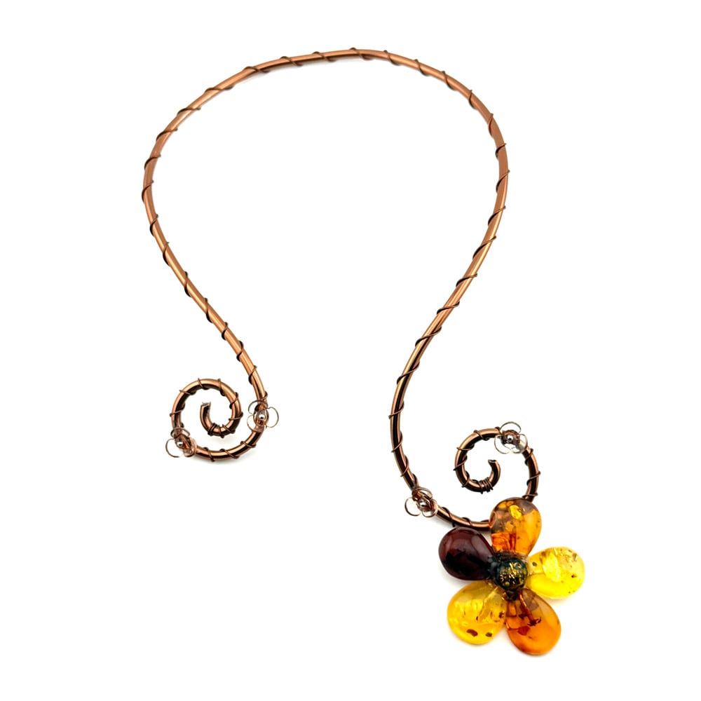 Image of Amber Heirloom Necklace [Online Exclusive]