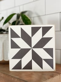 Image 2 of 6" Mini Barn Quilt - LUCKY