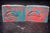 "cucumber melon' soap bar