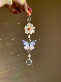 🤍White Daisy Butterfly Suncatcher🤍