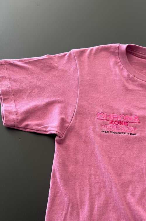 Image of magenta CHROMA  ZONE tee