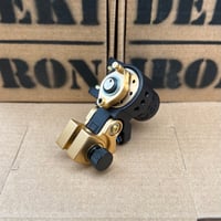 Image 3 of RABBIT V1 ANODIZED GOLD