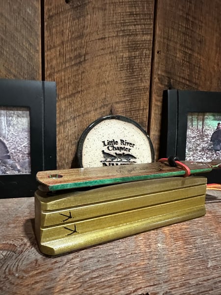 Image of Dymondwood/Green Poplar from Springfield,Ky cabin circa 1700-1710