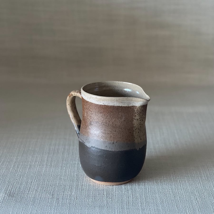 Image of MOUNTAIN JUG