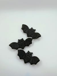 Image 4 of Bat Magnet