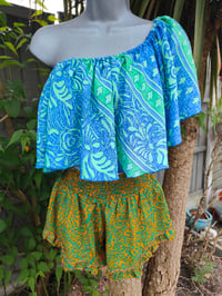 Image 2 of Frida frilly shorts- lime green